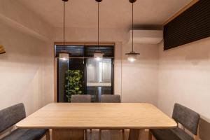 Aoha-c JR Subway Namba KIX Umeda indoorcourtyard