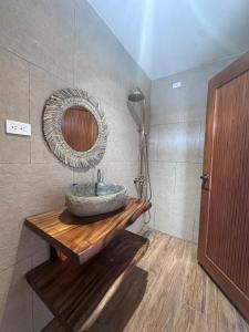 The Lake House Taguig near Bgc