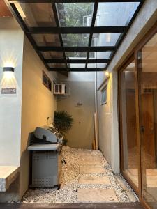 The Lake House Taguig near Bgc