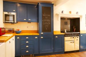 Whitby 3 Bed Coastal Stay, Scoresby Cottage