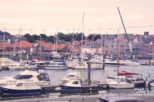 Whitby 3 Bed Coastal Stay, Scoresby Cottage