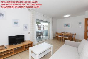UHC ELS PINS APARTMENTS