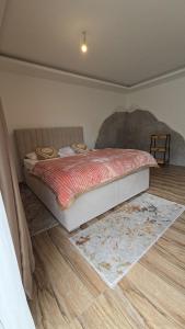 Lux studio - Vrh Đevojka