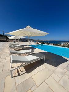 White Blue Houses & Apartments Paros