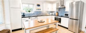 Kindly Light Beach House, Borth-y-Gest
