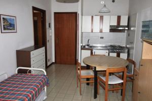 Ideal getaway flat just 150m from the beach