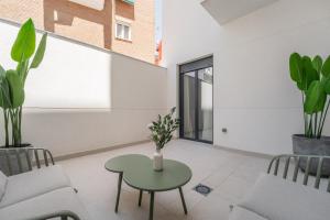 Exclusive W patio -2Bdrs 1Bath-San Isidro