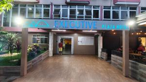Executive Plaza Hotel