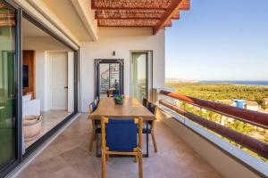 3BR Ocean and City View - Pool - Tennis