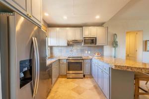 3BR Ocean and City View - Pool - Tennis