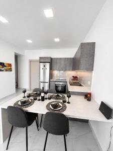 Floisvos Penthouse Oasis