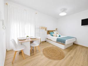 CREA Conil Apartments I