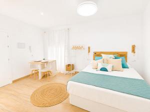 CREA Conil Apartments I