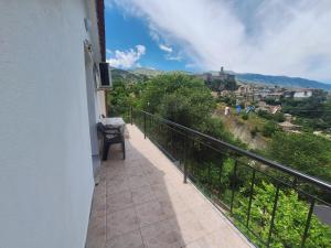 Guest House Argjiro Castle