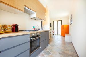 Garda Lite 40 - Terrazza, piscina e scorci sul lago