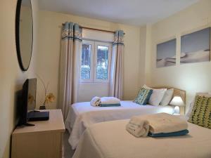 Sea View - Pool view - Beach Front - 25 meter to beach