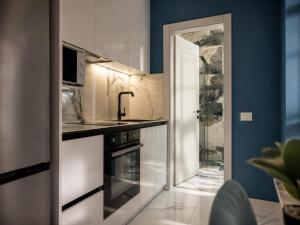 La Folea Azure 1BR Apartment with Balcony in Lungomare Vlora