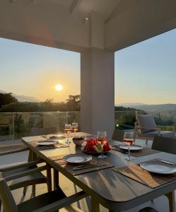 Oramia Infinity Villa with Heated Pool in Chania