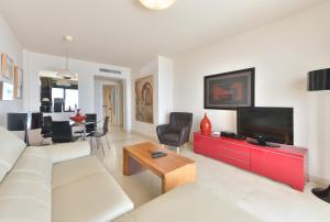 Apartamento de 2 dormitorios vista mar con parking