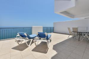 Apartamento de 2 dormitorios vista mar con parking