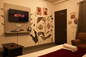 Amara Inn by Sandane Homes