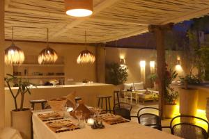 Riad lunja