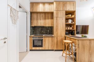 NooN Properties Santorini by PikHost