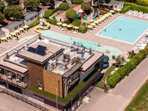 Club del Sole Le Palme Lazise Family Collection
