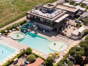 Club del Sole Le Palme Lazise Family Collection