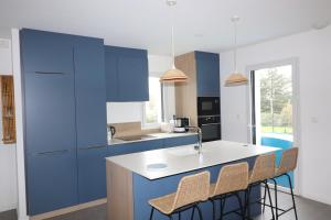 Sarzeau- Beach 300m away- New house 4 bedrooms