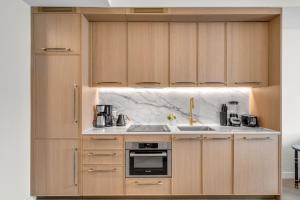 NoMad Escape Wynwood 1 Bedroom Balcony & Rooftop