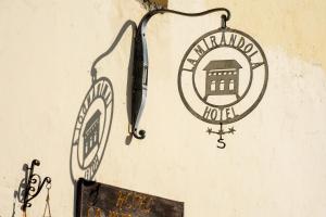 Hotel Dimora Storica La Mirandola