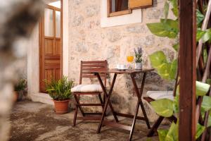 Velo Grablje - Rustic country house on island Hvar