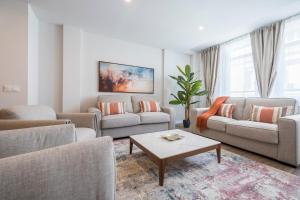Apartamentos Dúplex Príncipe de Canalejas, 1 y 2 dormitorios