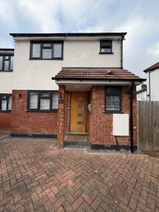 Stylish Charming London Flat Ruislip -Free Parking