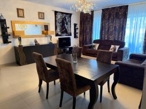 Luxury Beach Apartment in Cavalo Preto Condominium