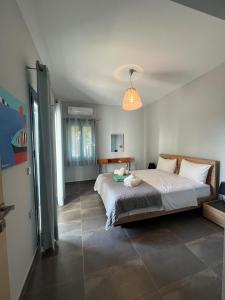 Pebble Home