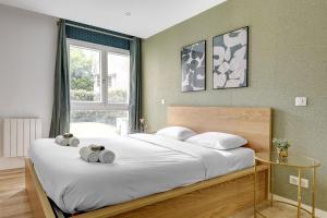 Home 4-Bedroom by Buttes Chaumont - 12 Guests