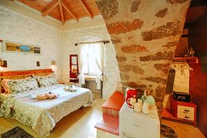 Mastoris Mansion