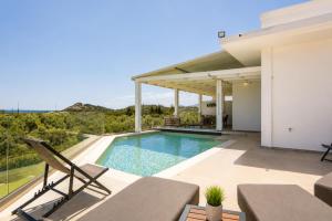 AVENTINE - Luxury Residences with Private Pools