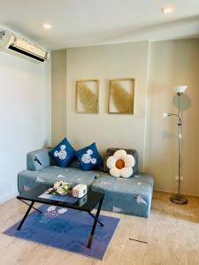 The base Central 343 by Numam