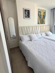 Apartamento en Rodadero, elegante y amplio a una cuadra del mar