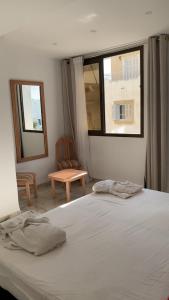 Renovated apartment Downtown Beach 5 min Free parking