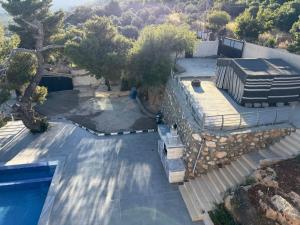 The Pine Tree Chalet