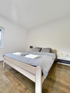 Roustique Retreat Kuca Sa Bazenom Kosmaj