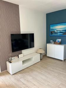 Holiday Home Sunset Azzurro with heating pool