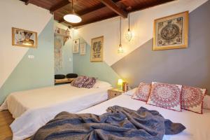 5 Bedrooms Apartment in Trendy Manila Poblado