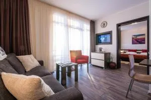Apartman Mirka - Hotel Luka - 尼兹马拉提尼