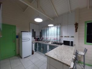 Casa e terreno amplos para 6 Pet Friendly