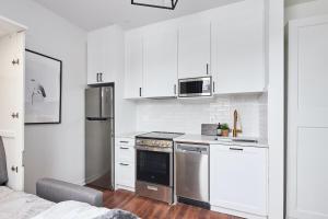 Parking Included- Studio in the Heart of Ottawa
